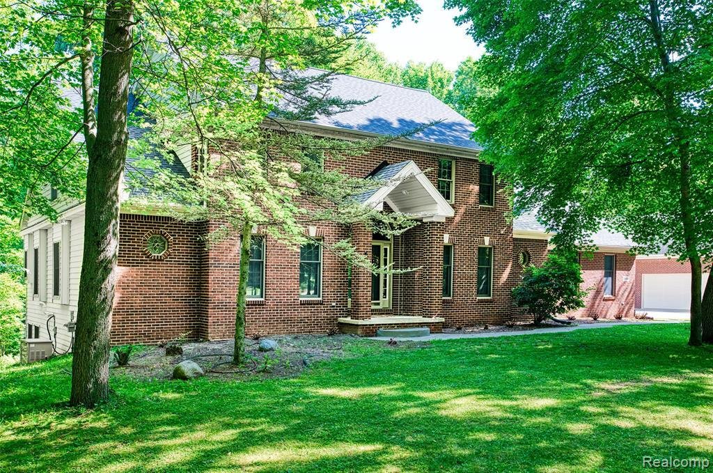 House in Brighton, Michigan, United States 1 - 18600108