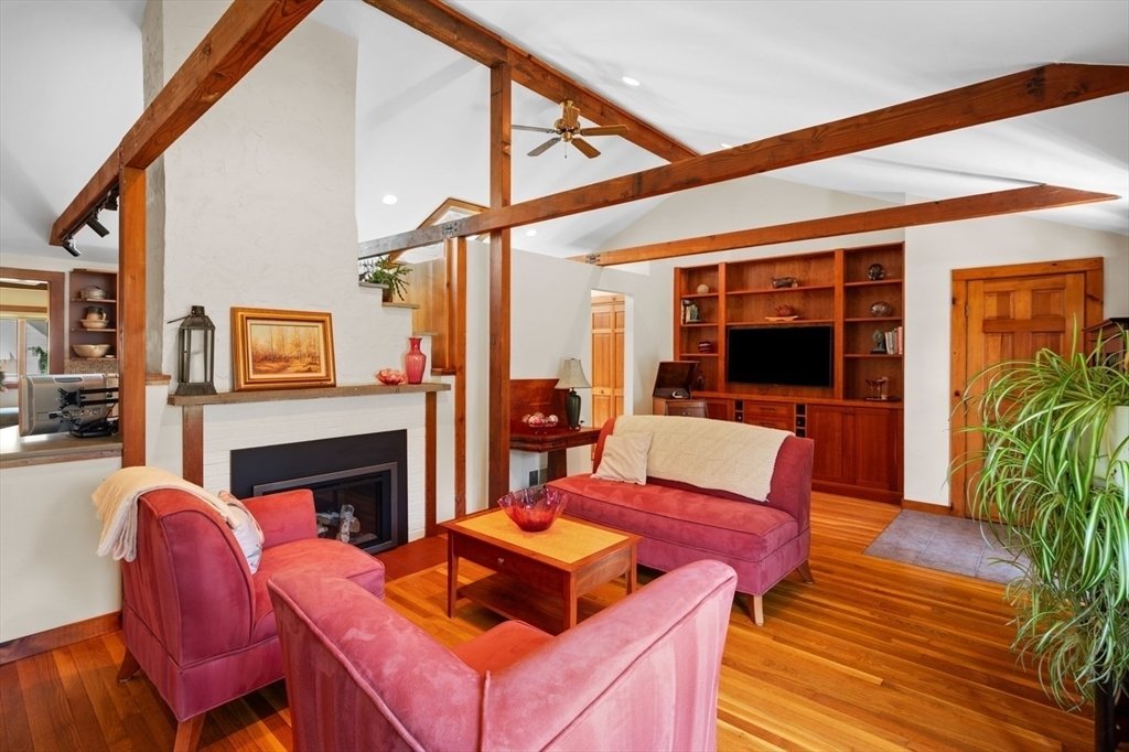 House in Wellesley, Massachusetts, United States 4 - 18603494