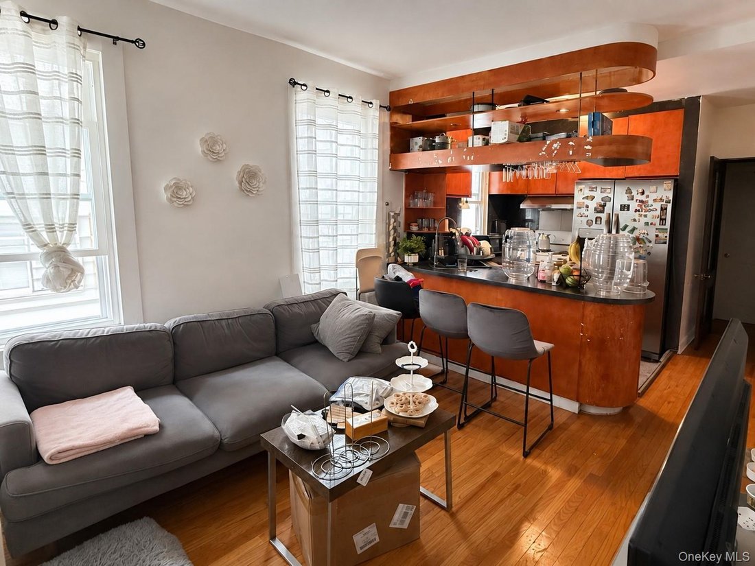 House in New York, New York, United States 2 - 18596528