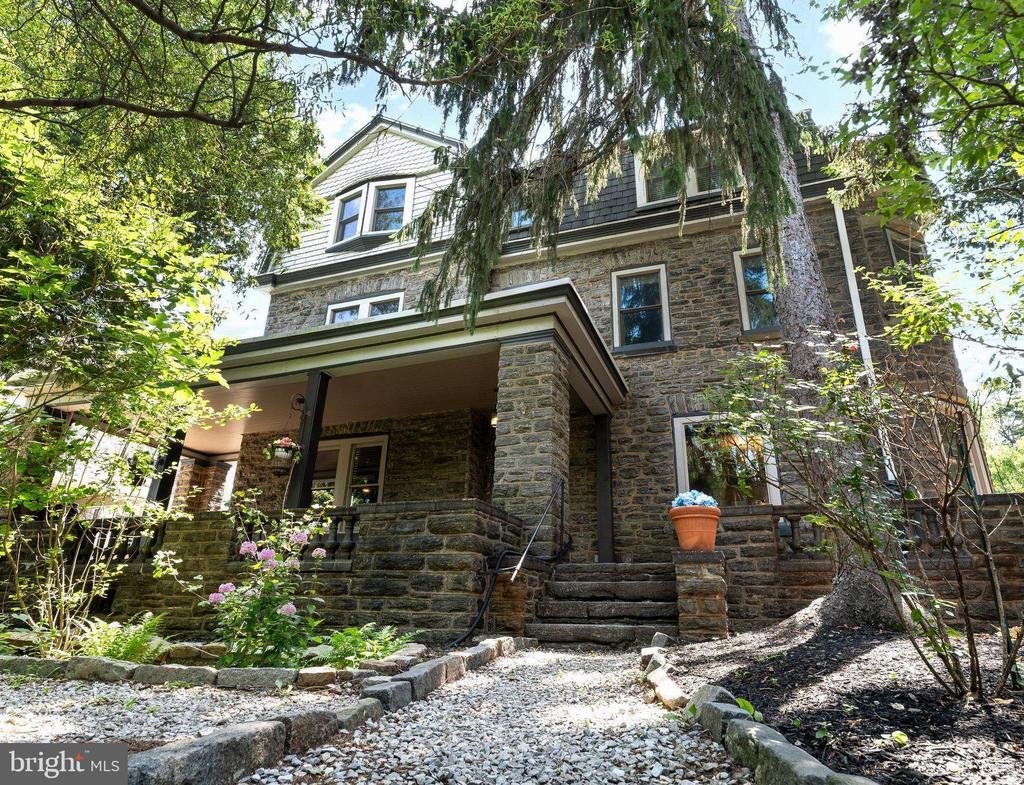 House in Philadelphia, Pennsylvania, United States 1 - 18020927