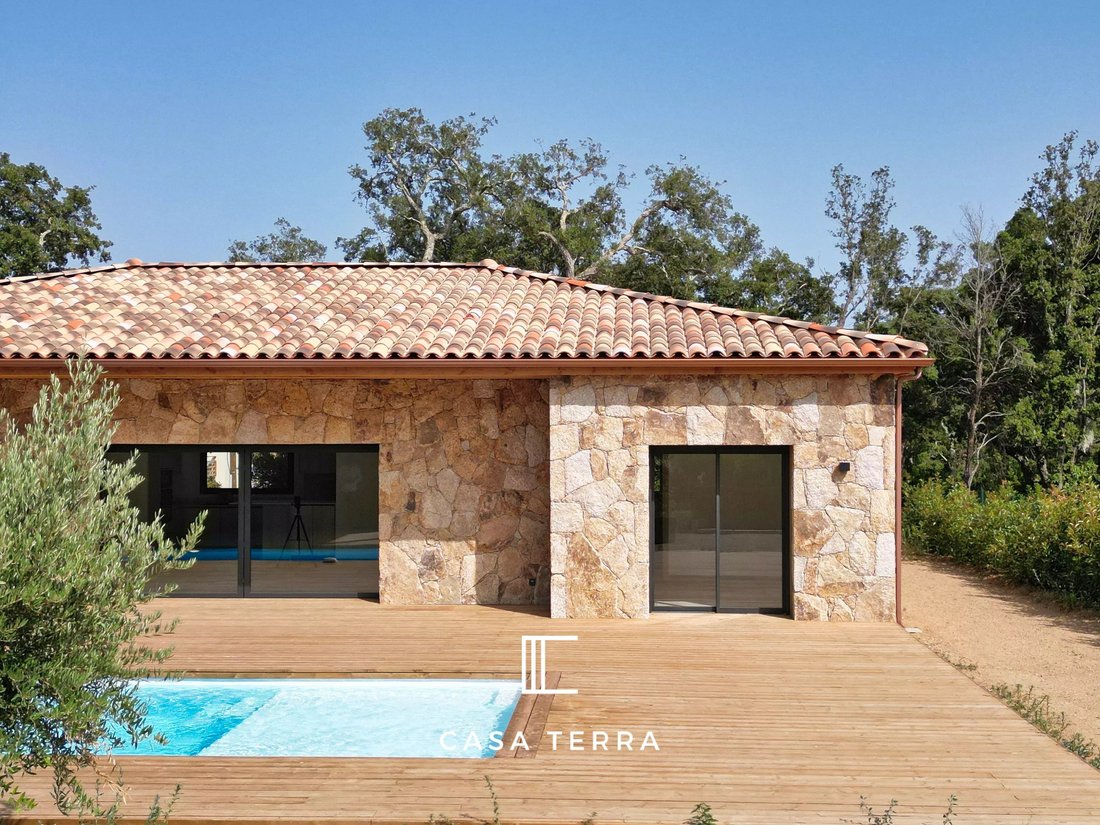 Villa in Lecci, Corsica, France 2 - 18598108