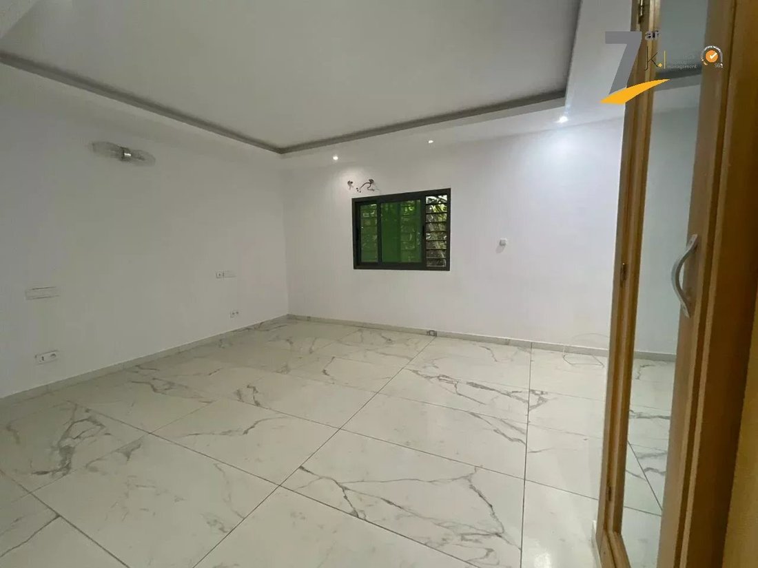 House in Abidjan, Abidjan Autonomous District, Côte d'Ivoire 5 - 18598596