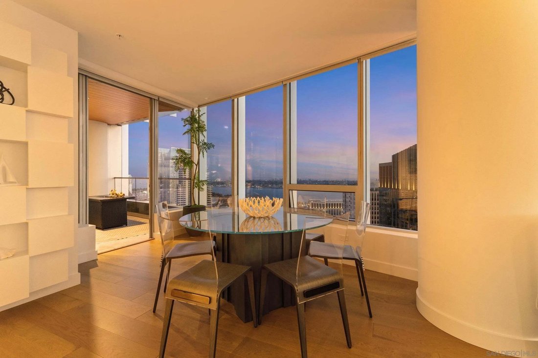 Condo in San Diego, California, United States 3 - 18601795