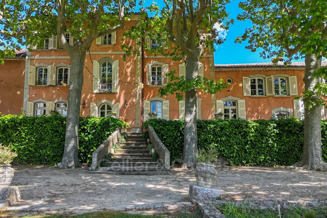 Villa in Carnoules, Provence-Alpes-Côte d'Azur, France 2 - 18598130