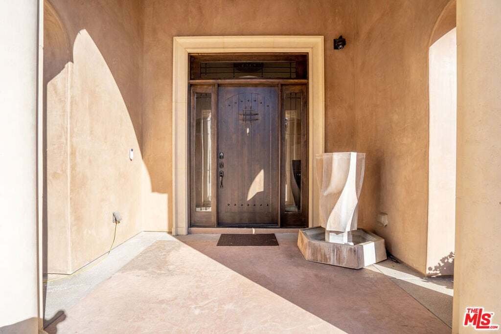House in Upland, California, United States 5 - 18601032
