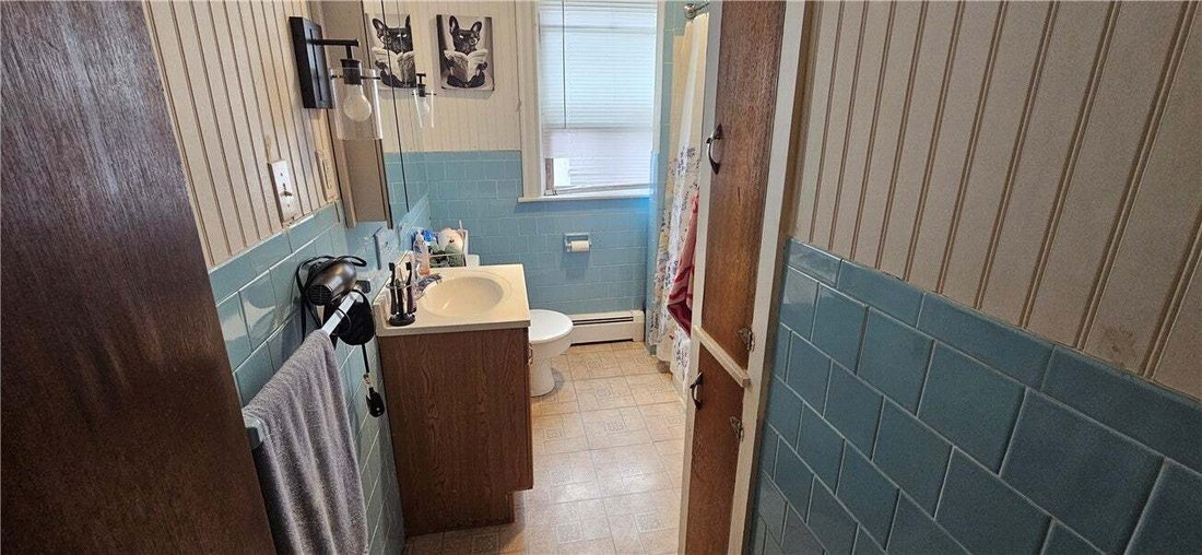 Pawtucket, Rhode Island, United States 5 - 18596396