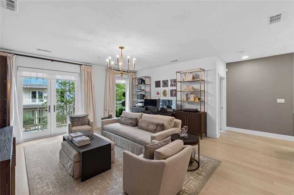 Condo in Atlanta, Georgia, United States 3 - 18596838