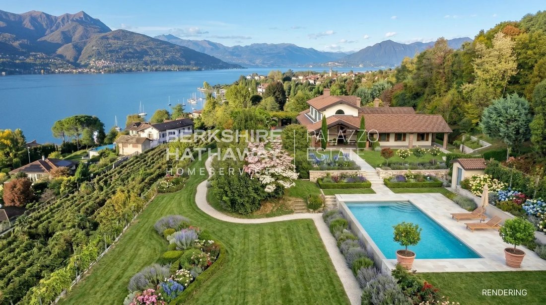 Villa in Angera, Lombardy, Italy 2 - 18598747