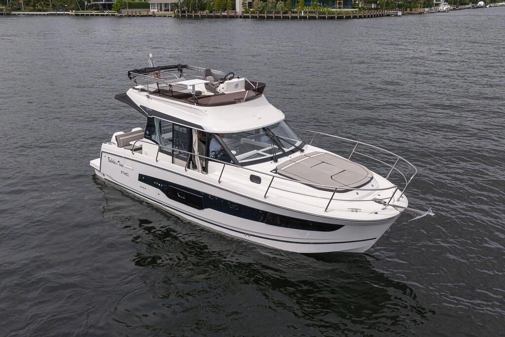 Flybridge in United States 3 - 18589122