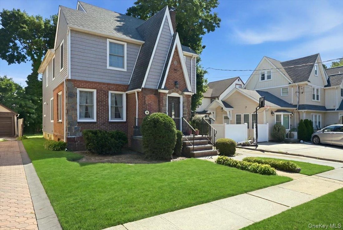House in West Hempstead, New York, United States 2 - 18602373