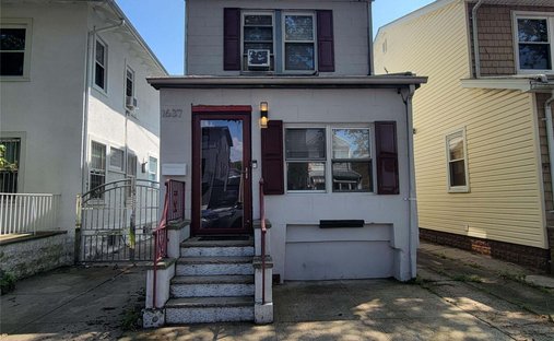House in New York, New York, United States 1