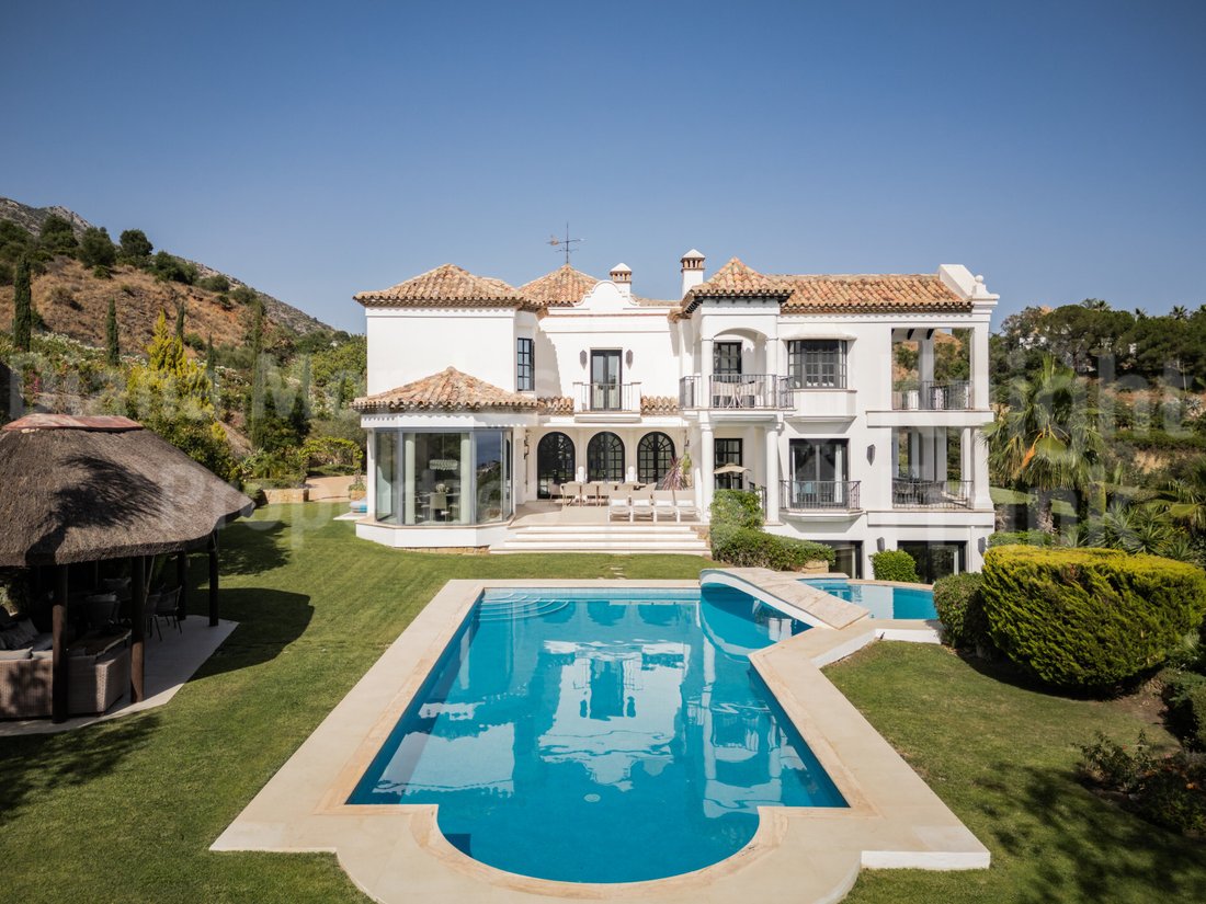 Villa in Marbella, Andalusia, Spain 1 - 18602517