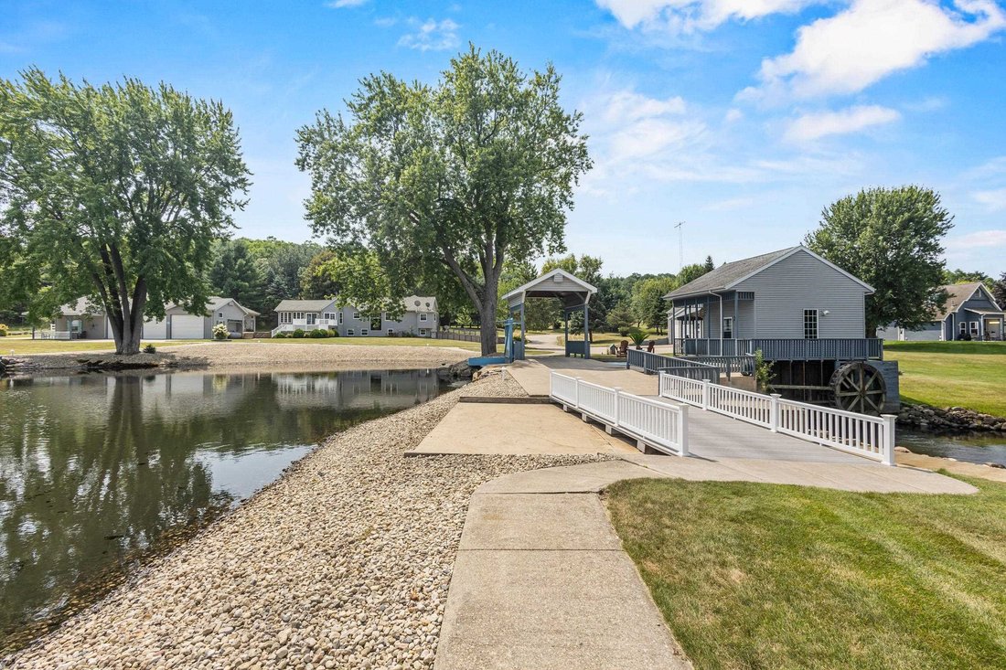 House in Pardeeville, Wisconsin, United States 3 - 18599666