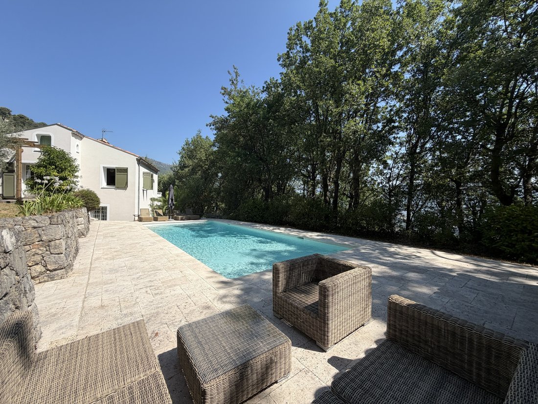 Villa in Gattières, Provence-Alpes-Côte d'Azur, France 1 - 18602457