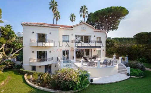 Villa en Les Bastides, Antibes, Francia 1