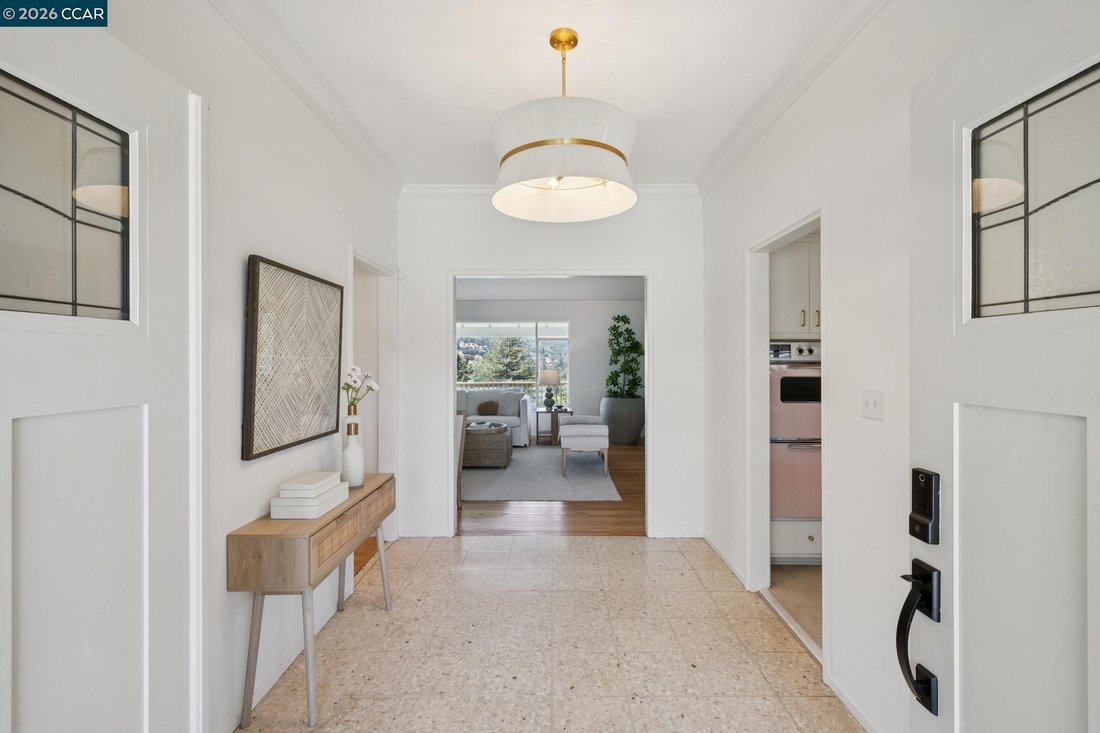 House in Moraga, California, United States 5 - 18600634