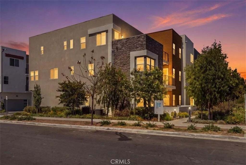 Condo in Irvine, California, United States 2 - 18601876