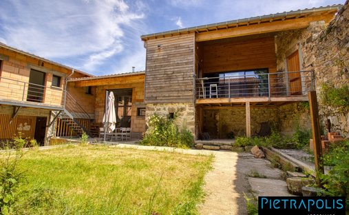 House in Cenves, Auvergne-Rhône-Alpes, France 1