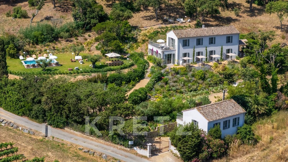 Estate in Zone Est Diffuse, Saint-Tropez, France 2 - 18602945