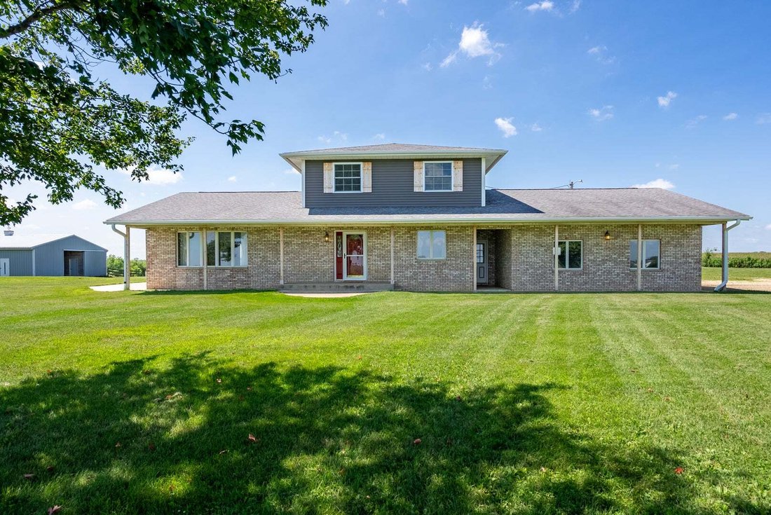 House in New Liberty, Iowa, United States 1 - 18601431