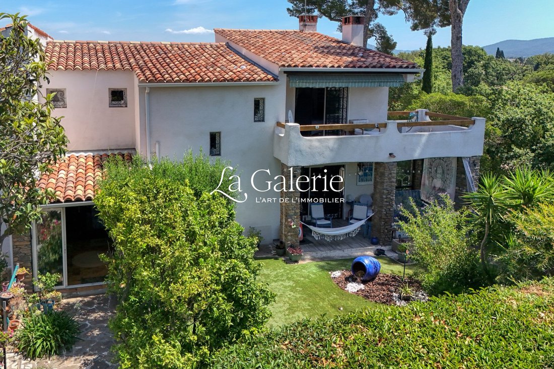 Villa in Sud, Le Pradet, France 1 - 18206824