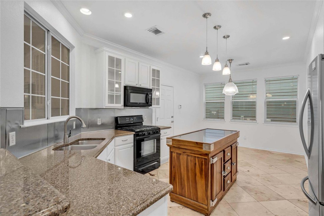 House in Austin, Texas, United States 5 - 18596955