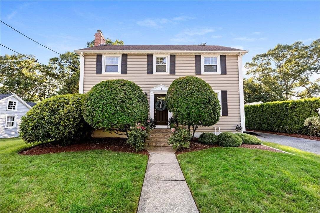 House in Cumberland, Rhode Island, United States 1 - 18600048