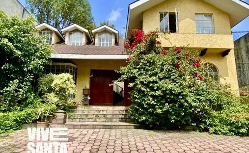 House in Naucalpan de Juárez, State of Mexico, Mexico 1