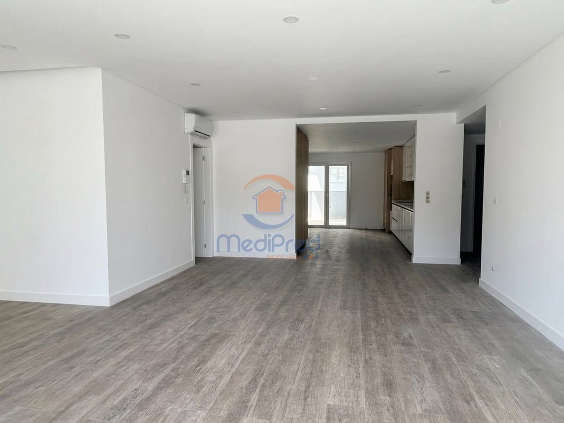Apartment in Ramada e Canecas, Lisbon, Portugal 2 - 18598523
