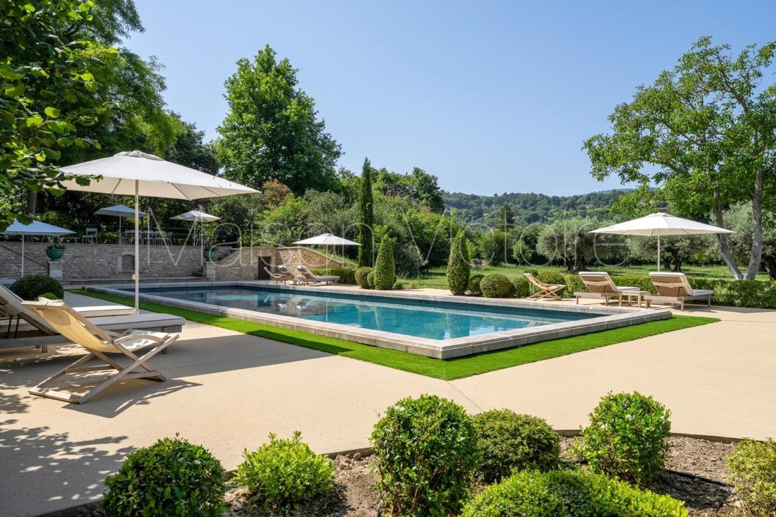 House in Ménerbes, Provence-Alpes-Côte d'Azur, France 3 - 18602871
