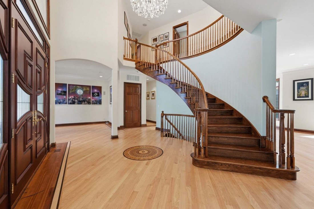 House in Skokie, Illinois, United States 3 - 18601374