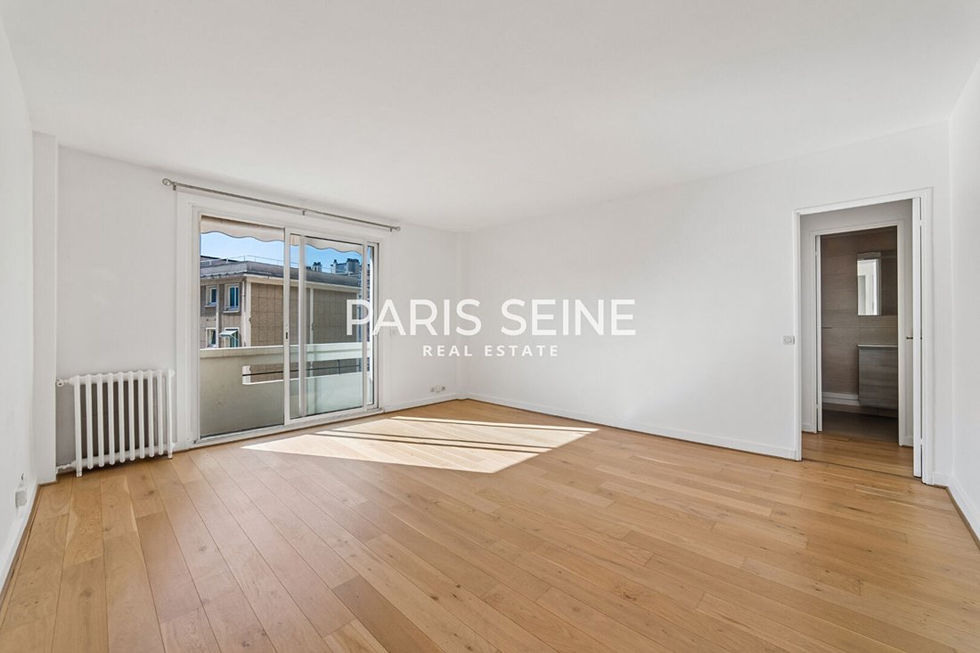 Apartment in Auteuil Sud, Paris 16e Arrondissement, Paris 1 - 18602935