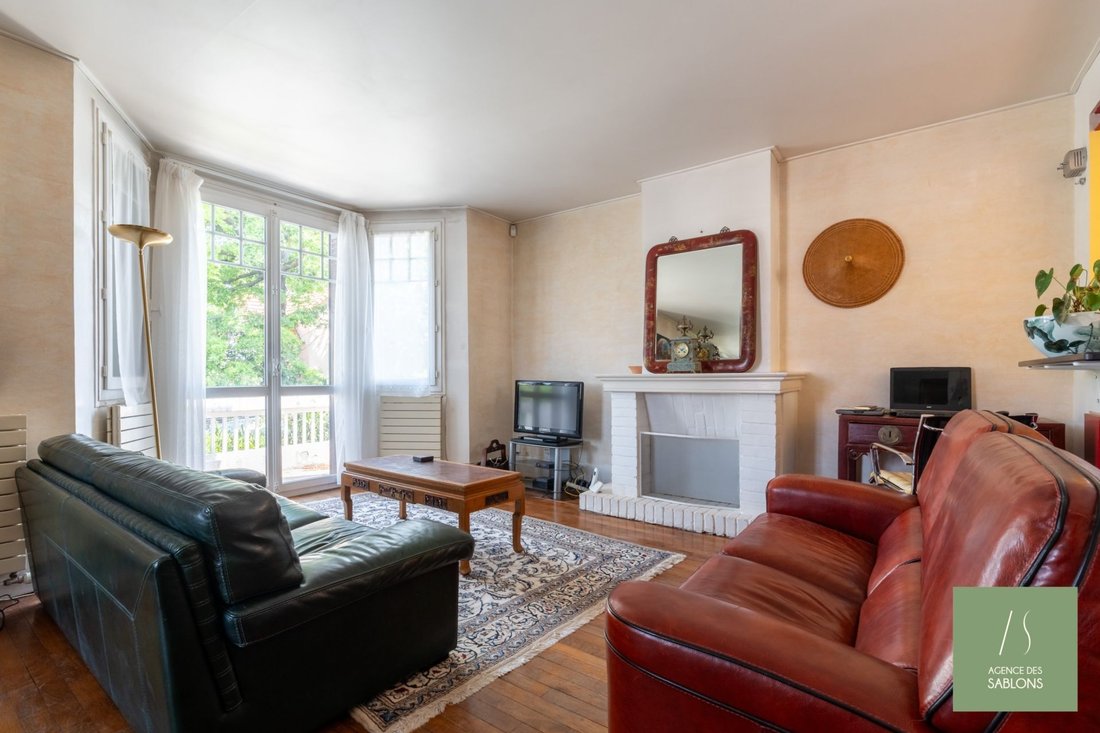 House in Le Vésinet, Ile-de-France, France 4 - 18600721