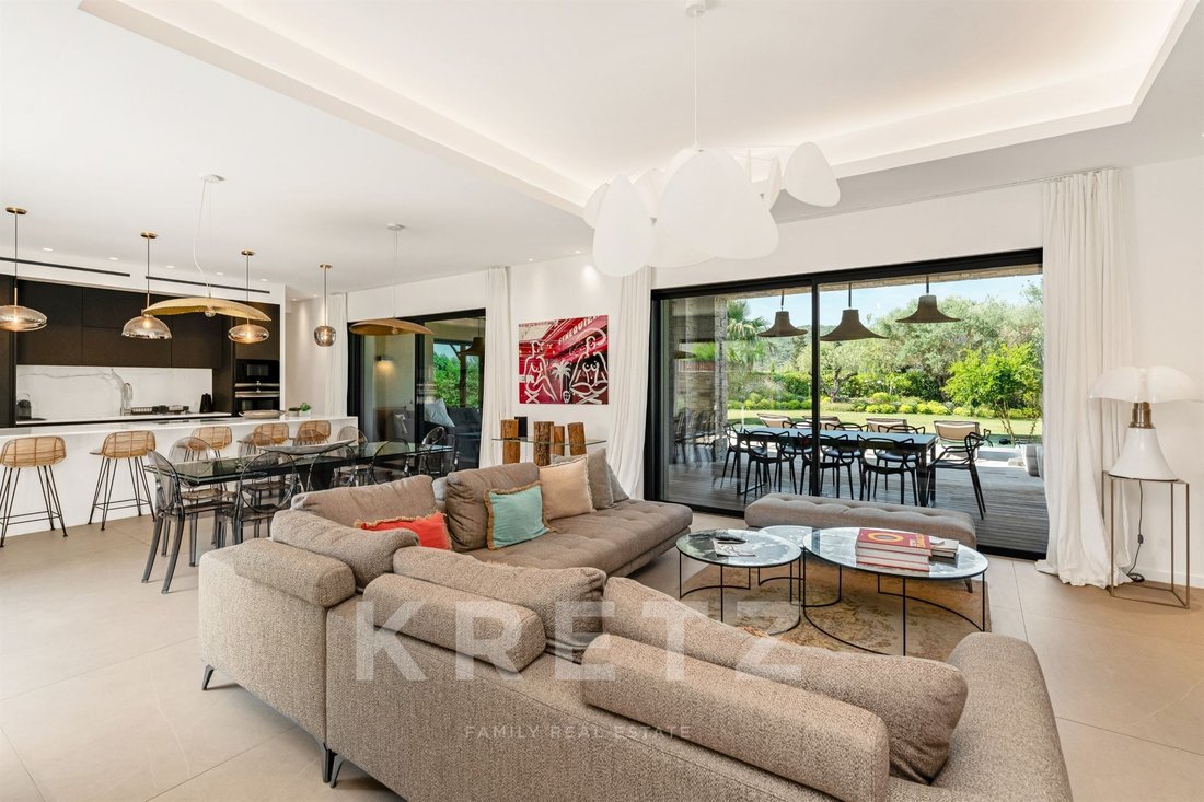 House in Zone Ouest Urbaine, Saint-Tropez, France 4 - 18602893