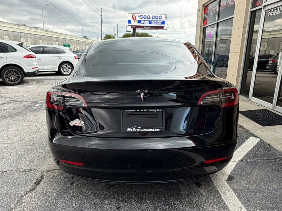 Sedan in Clearwater, FL, United States 5 - 18603089