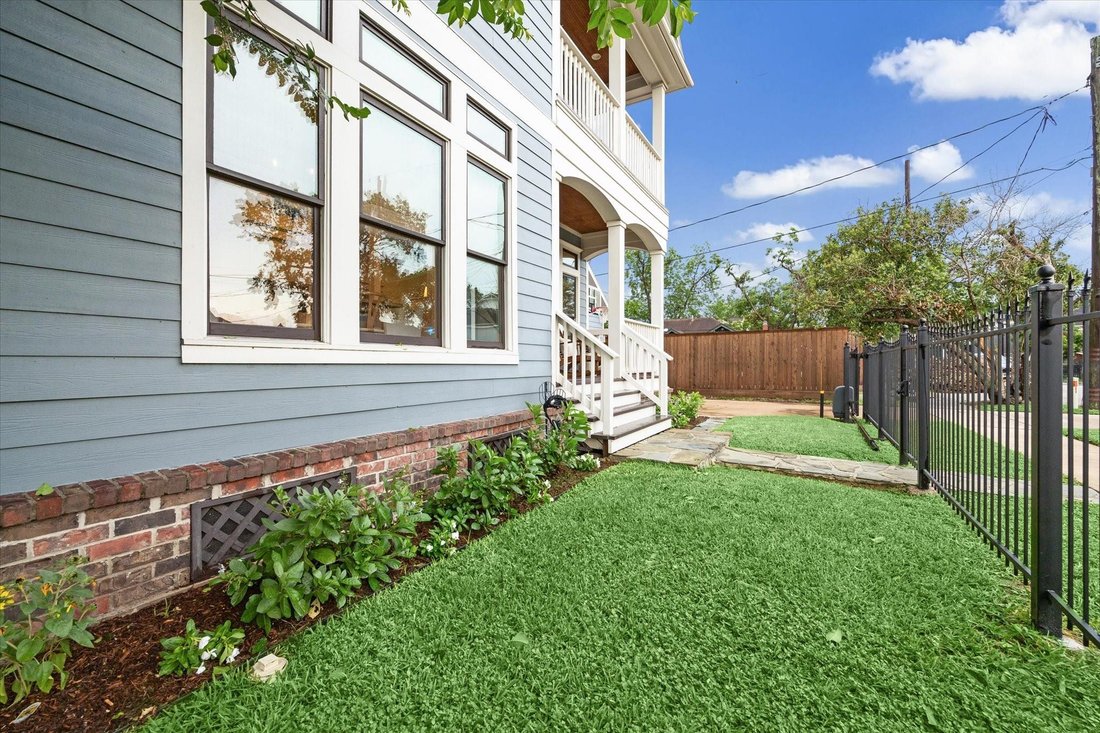 House in Houston, Texas, United States 4 - 18602134