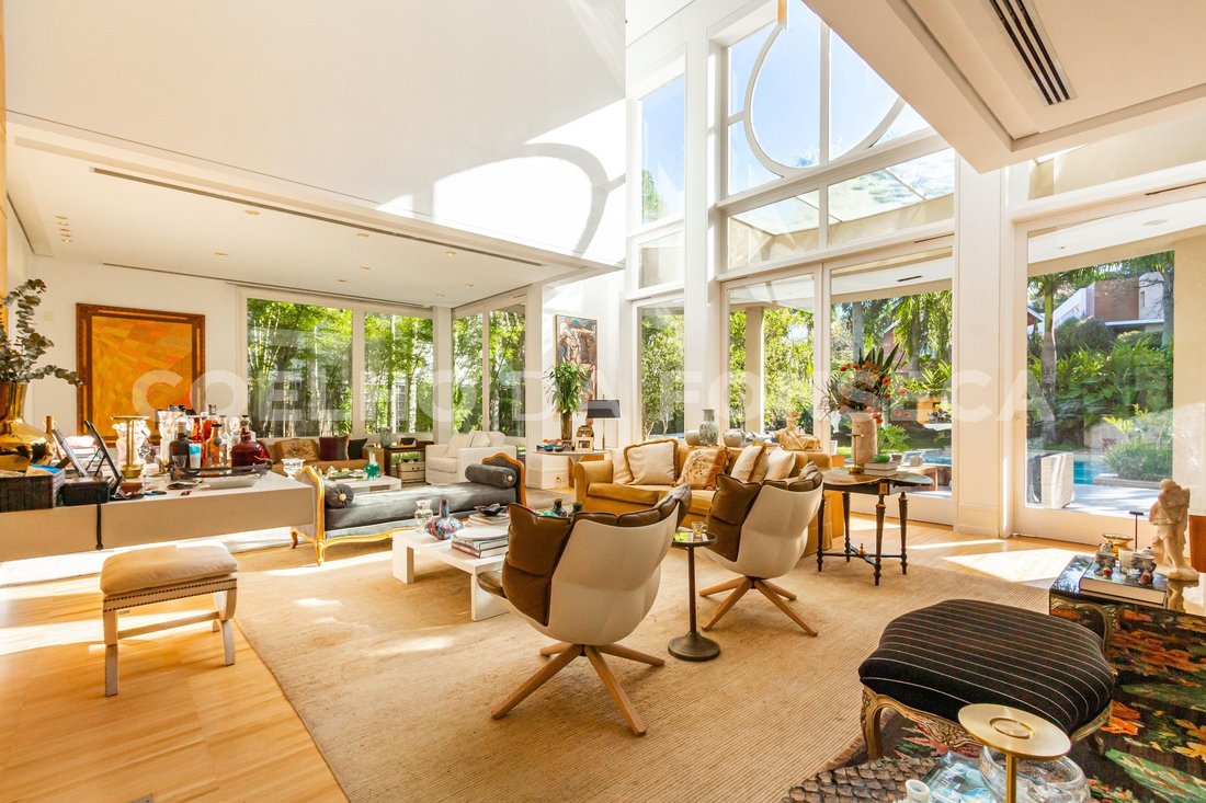 Condo in São Paulo, State of São Paulo, Brazil 1 - 18603838