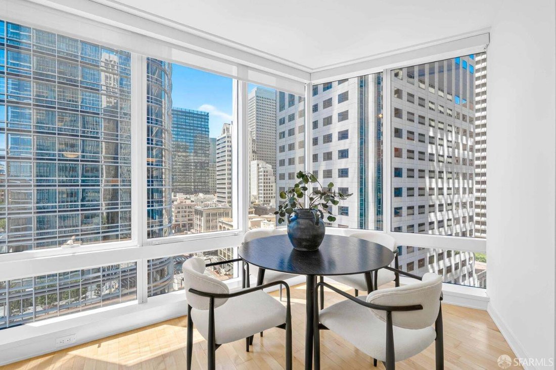 Condo in San Francisco, California, United States 5 - 18599625