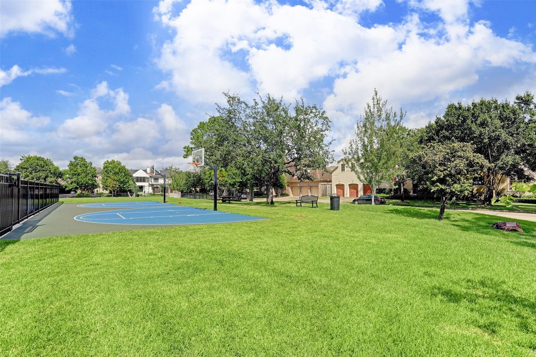 House in Houston, Texas, United States 5 - 18603538