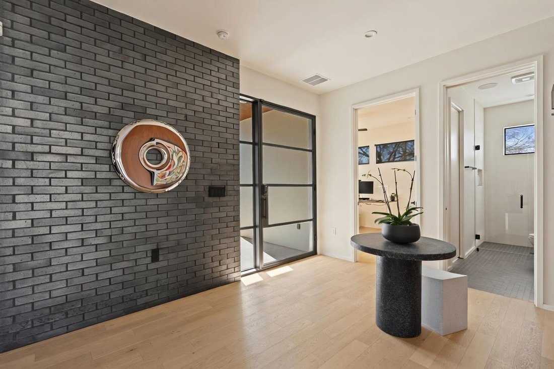 House in Austin, Texas, United States 4 - 18596964