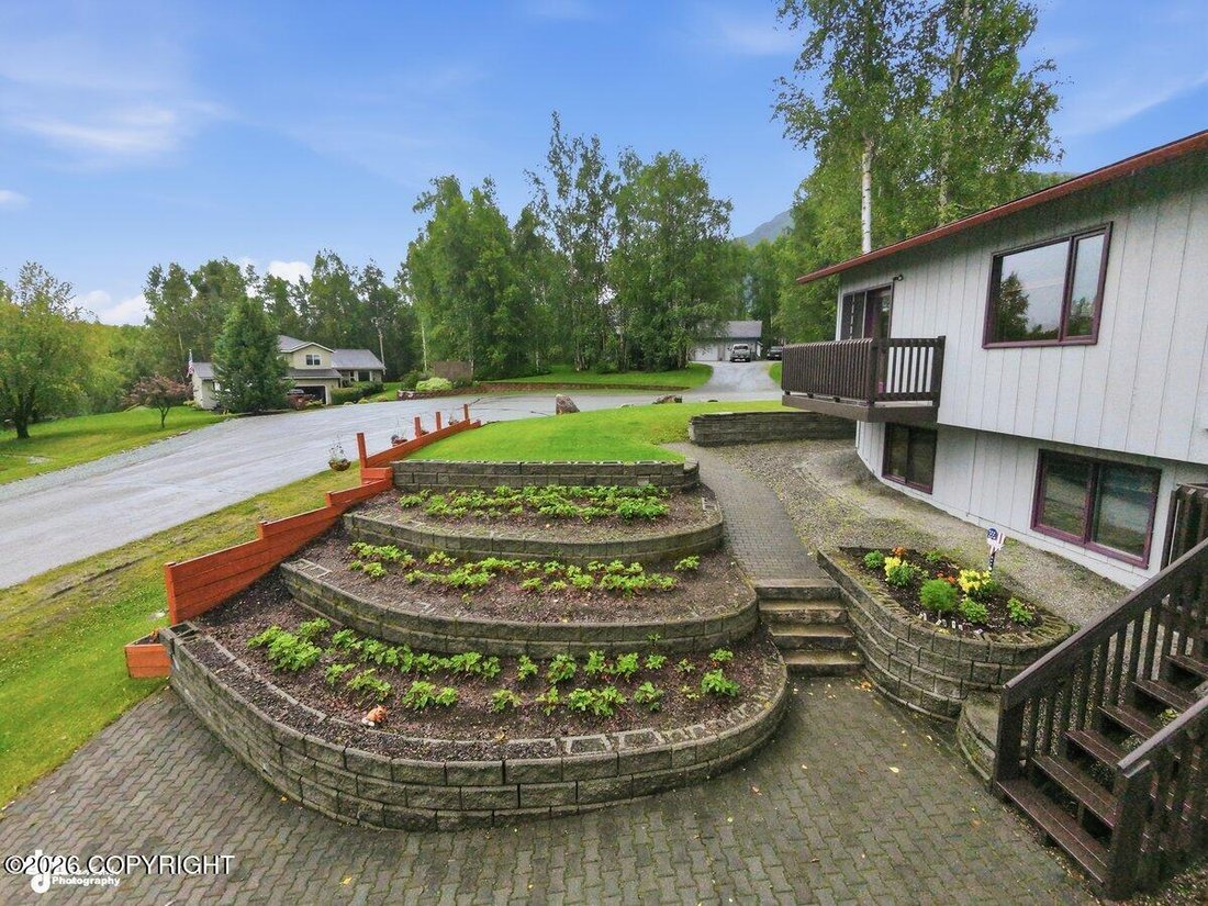 House in Anchorage, Alaska, United States 3 - 18596688
