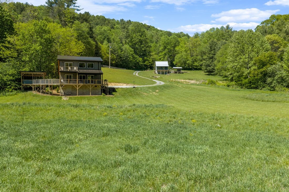 House in Sugar Grove, North Carolina, United States 2 - 18603672