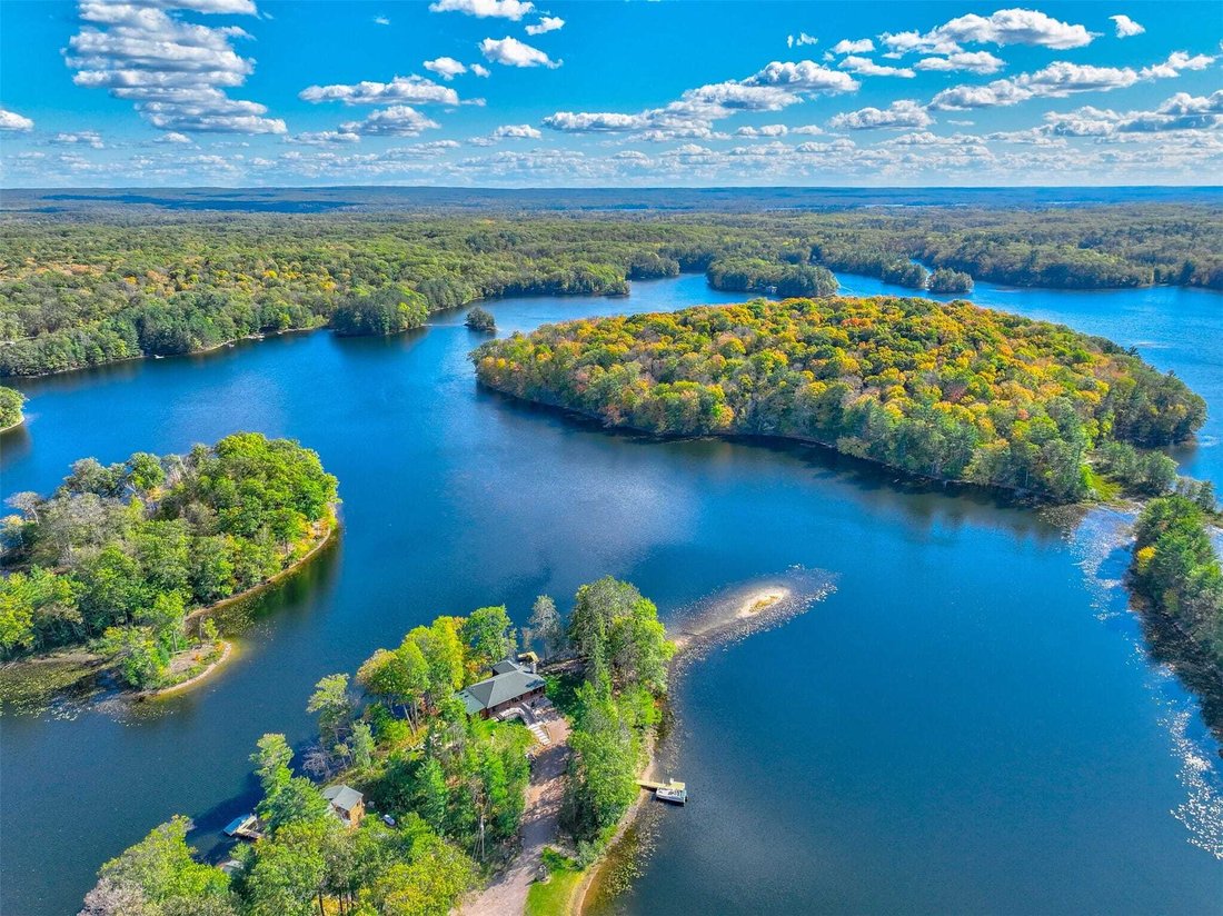 House in Stone Lake, Wisconsin, United States 4 - 18603867