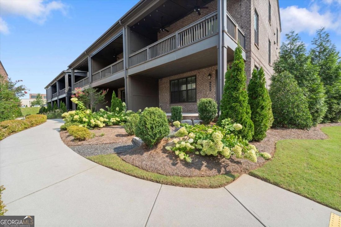 Townhouse in Alpharetta, Georgia, United States 5 - 18597198