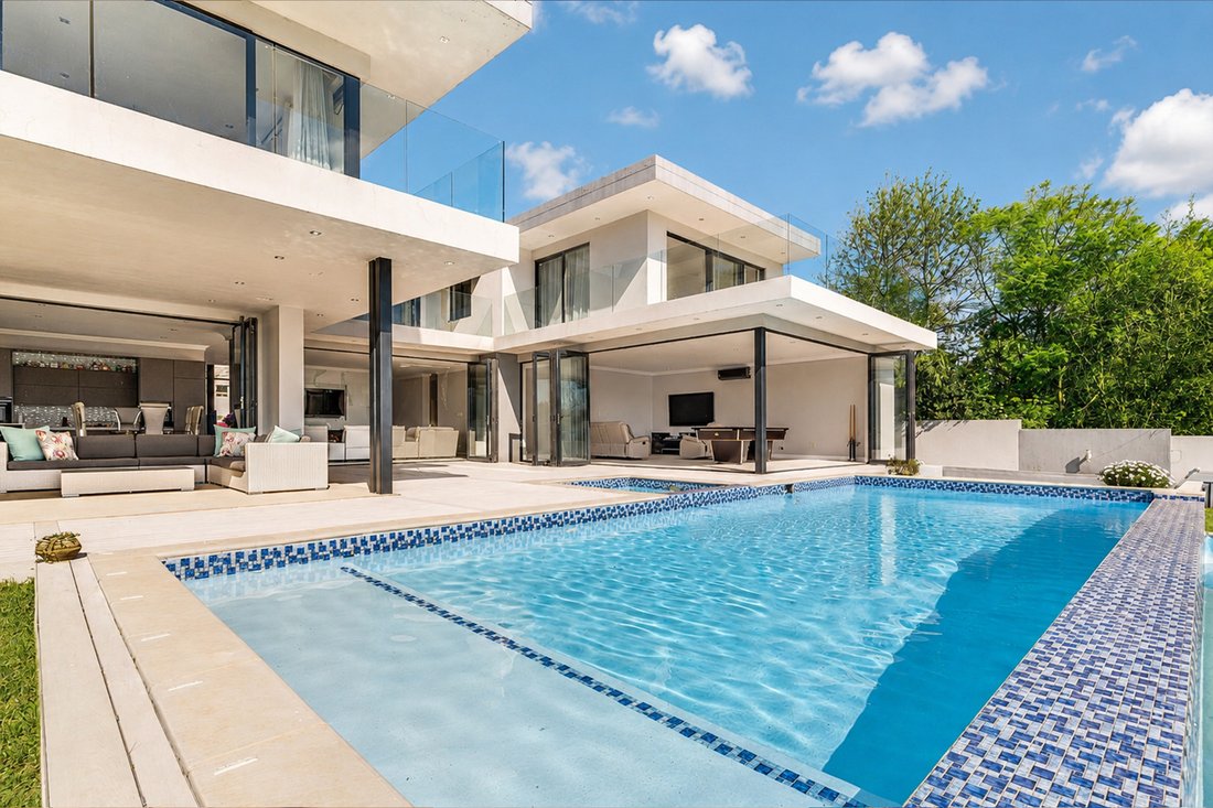 House in Chartwell, Gauteng, South Africa 2 - 18560308