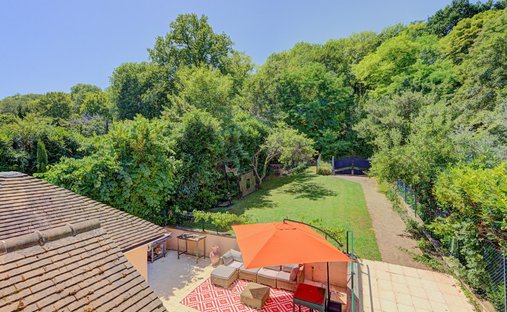 House in Villennes-sur-Seine, Ile-de-France, France 1