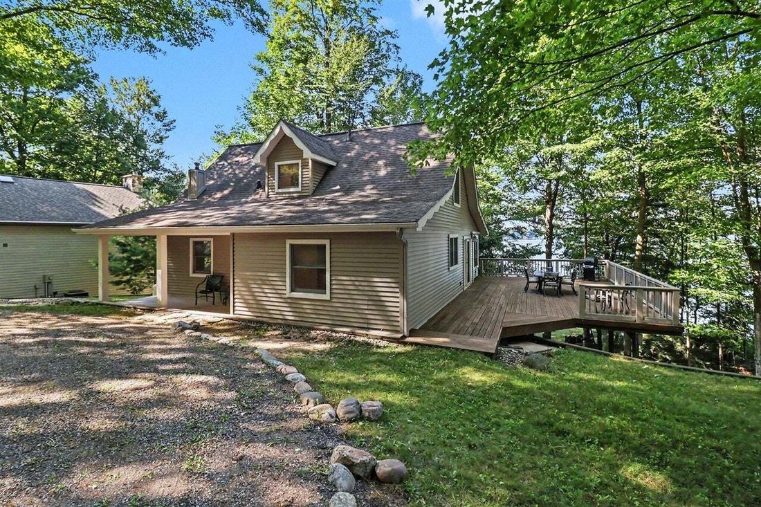 House in Ludington, Michigan, United States 2 - 18600146