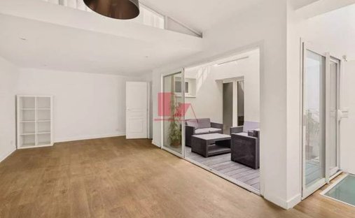 Penthouse en Insurrección, Vanves, Francia 1