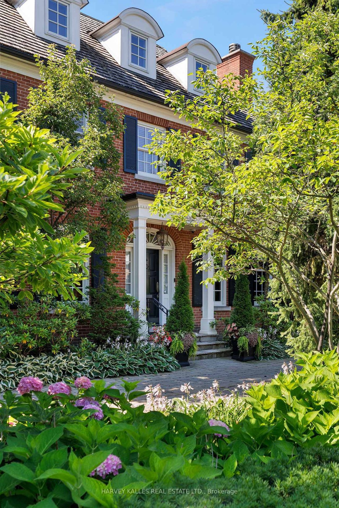 House in Toronto, Ontario, Canada 2 - 18603501