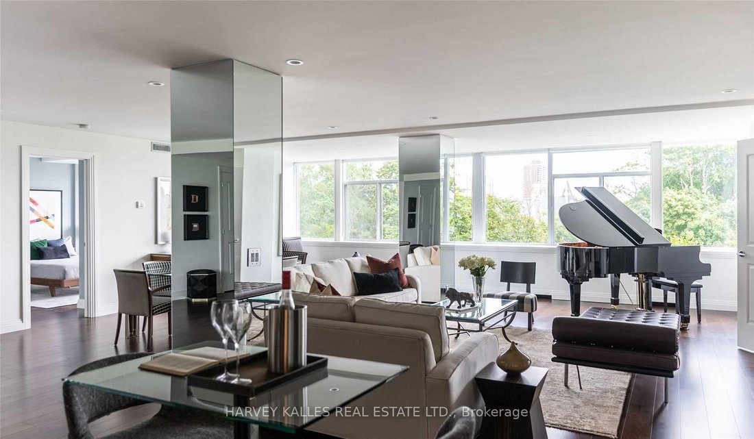 Condo in Toronto, Ontario, Canada 4 - 18603497